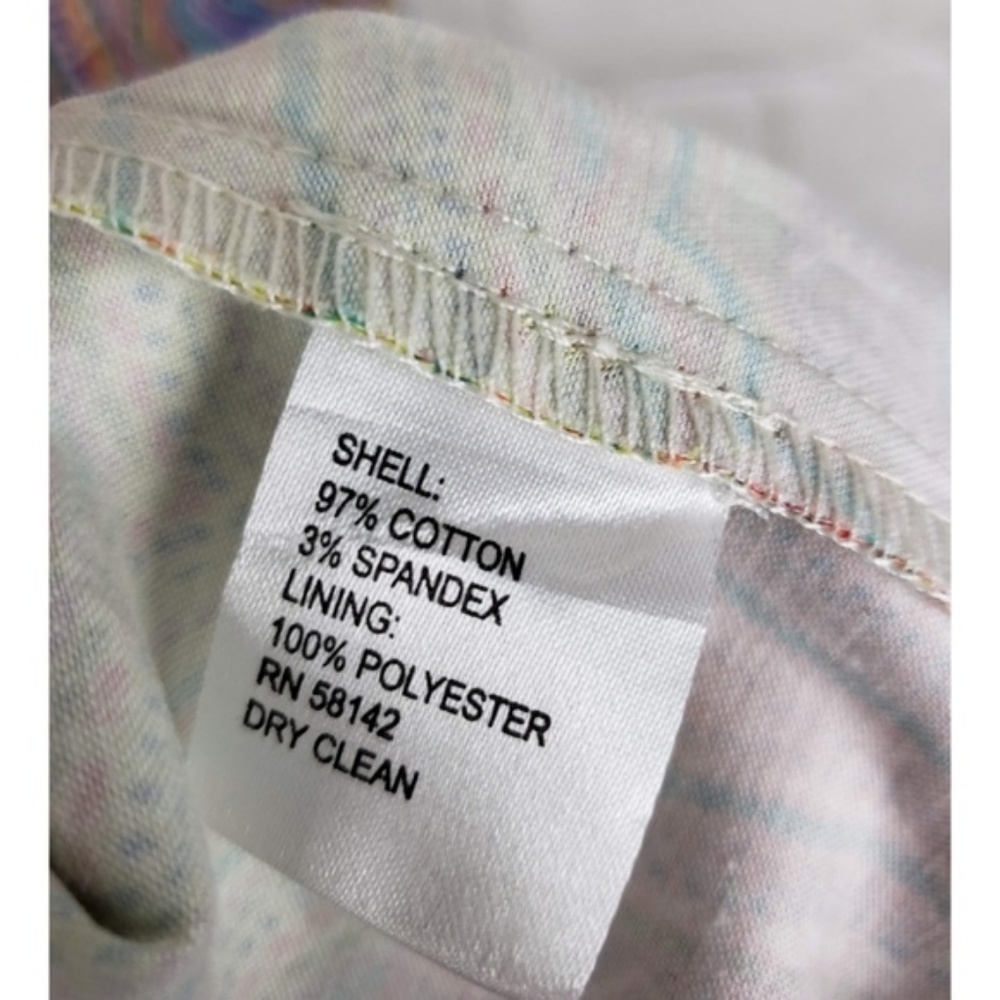 London Times Colorful Pleated V-Neck Dress - Picture 5 of 5